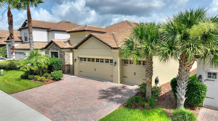 DAVENPORT, Florida 33896, 3 Bedrooms Bedrooms, ,3 BathroomsBathrooms,Residential,For Sale,PALMETTO DUNES ST,0,MFRS5152300