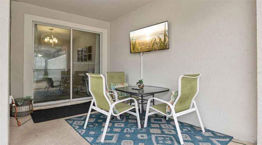 DAVENPORT, Florida 33896, 4 Bedrooms Bedrooms, ,3 BathroomsBathrooms,Residential,For Sale,DOGLEG,0,MFRO6328880