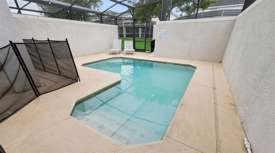 DAVENPORT, Florida 33896, 4 Bedrooms Bedrooms, ,3 BathroomsBathrooms,Residential,For Sale,DOGLEG,0,MFRO6328880
