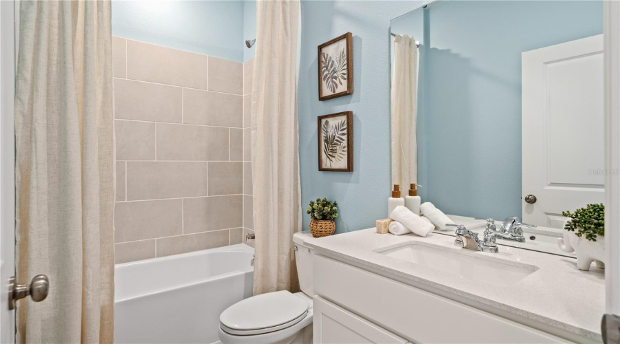 DAVENPORT, Florida 33837, 4 Bedrooms Bedrooms, ,3 BathroomsBathrooms,Residential,For Sale,EASTMINSTER,0,MFRO6415680