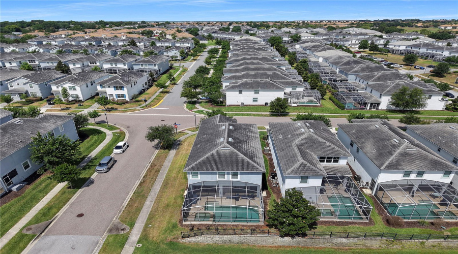 DAVENPORT, Florida 33896, 6 Bedrooms Bedrooms, ,5 BathroomsBathrooms,Residential,For Sale,FLANGE,0,MFRO6408222