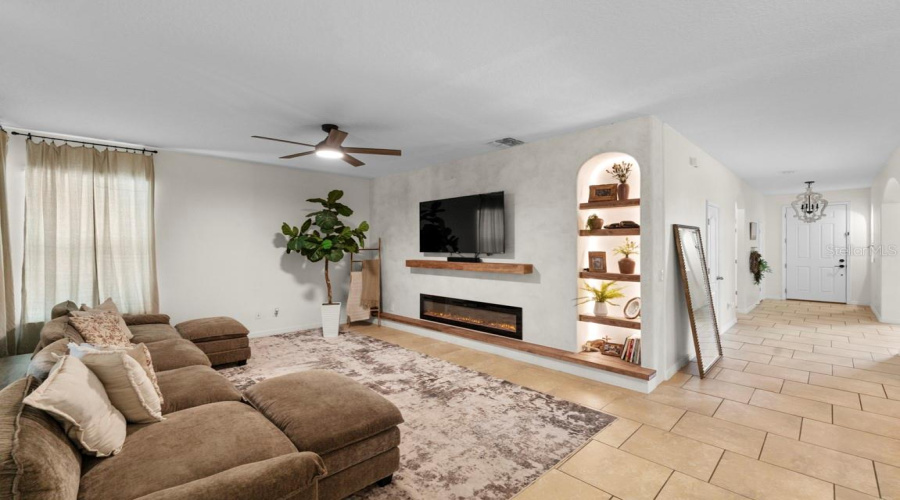 KISSIMMEE, Florida 34746, 3 Bedrooms Bedrooms, ,2 BathroomsBathrooms,Residential,For Sale,TRADEWINDS,0,MFRS5155064