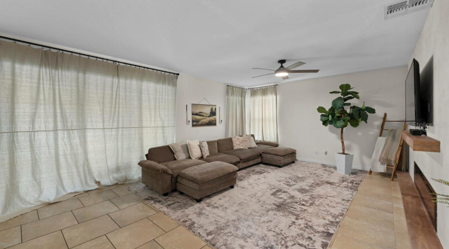 KISSIMMEE, Florida 34746, 3 Bedrooms Bedrooms, ,2 BathroomsBathrooms,Residential,For Sale,TRADEWINDS,0,MFRS5155064