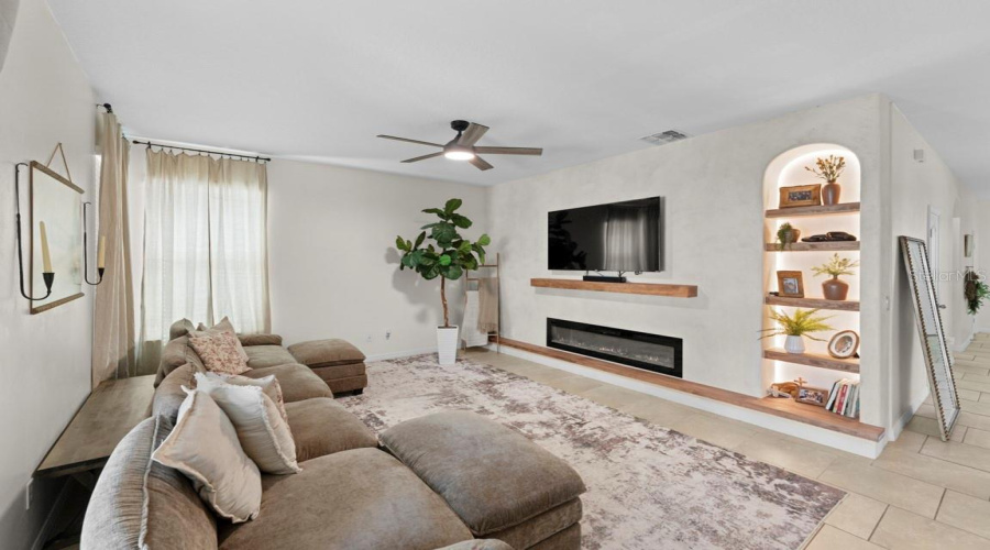 KISSIMMEE, Florida 34746, 3 Bedrooms Bedrooms, ,2 BathroomsBathrooms,Residential,For Sale,TRADEWINDS,0,MFRS5155064