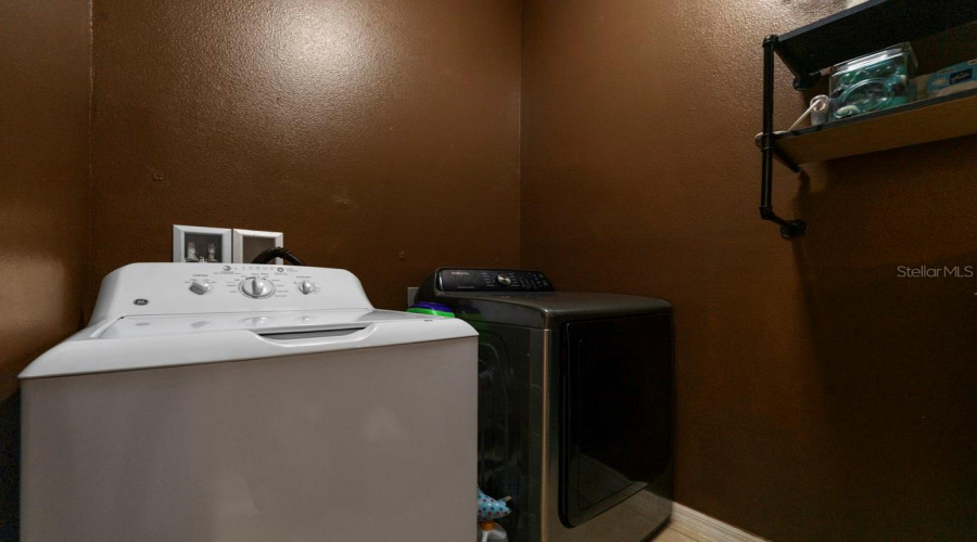 KISSIMMEE, Florida 34746, 3 Bedrooms Bedrooms, ,2 BathroomsBathrooms,Residential,For Sale,TRADEWINDS,0,MFRS5155064