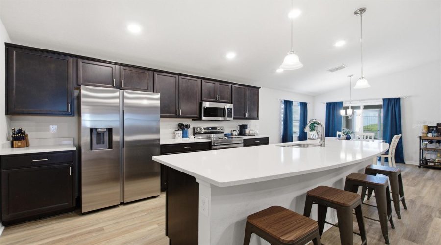 Kitchen with Breakfast Area