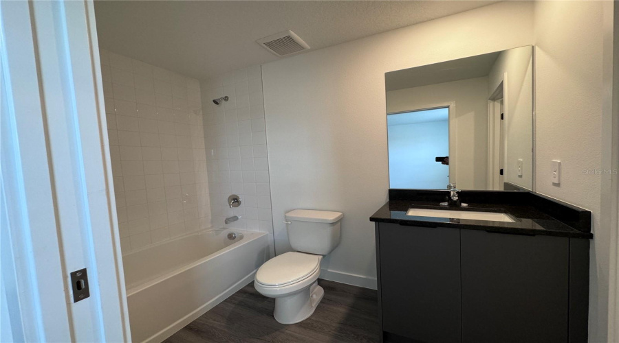 KISSIMMEE, Florida 34747, 3 Bedrooms Bedrooms, ,3 BathroomsBathrooms,Residential,For Sale,SUSTAINABLE,0,MFRO6429498