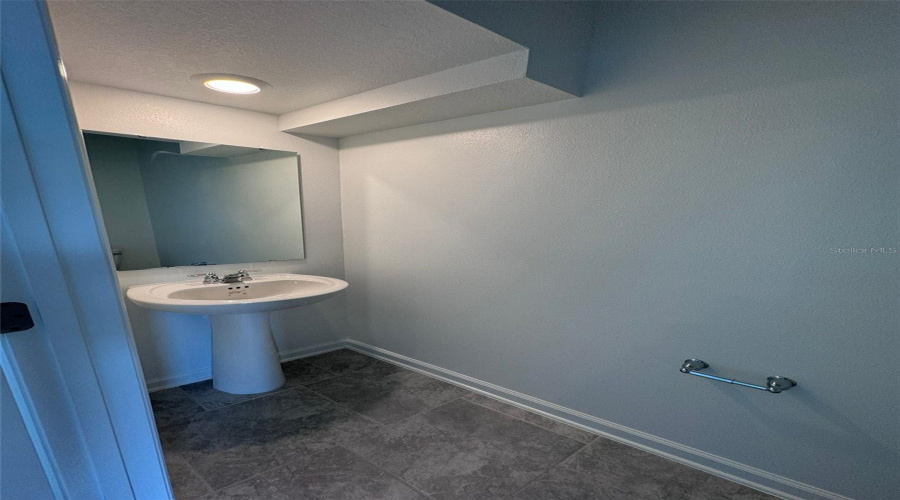 DAVENPORT, Florida 33837, 3 Bedrooms Bedrooms, ,2 BathroomsBathrooms,Residential,For Sale,LAURENT,0,MFRO6429499
