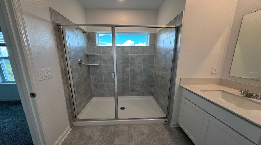 DAVENPORT, Florida 33837, 3 Bedrooms Bedrooms, ,2 BathroomsBathrooms,Residential,For Sale,LAURENT,0,MFRO6429499