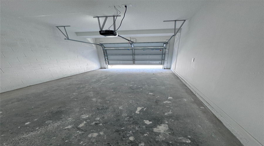 DAVENPORT, Florida 33837, 3 Bedrooms Bedrooms, ,2 BathroomsBathrooms,Residential,For Sale,LAURENT,0,MFRO6429499