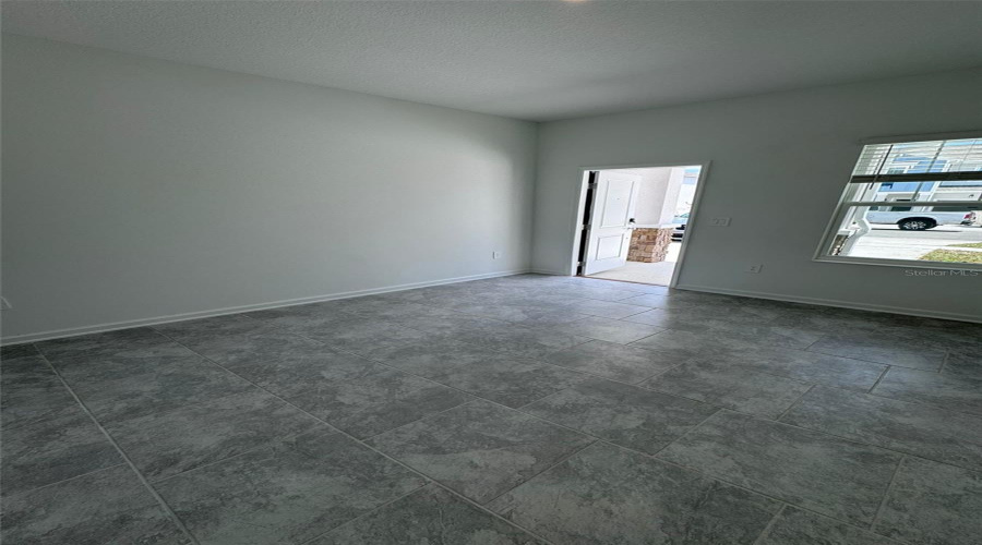 DAVENPORT, Florida 33837, 3 Bedrooms Bedrooms, ,2 BathroomsBathrooms,Residential,For Sale,LAURENT,0,MFRO6429499