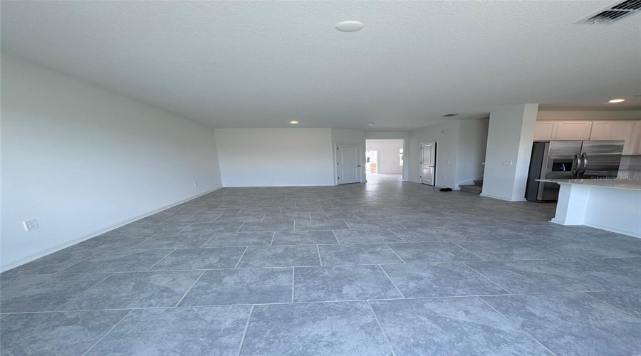 DAVENPORT, Florida 33837, 3 Bedrooms Bedrooms, ,2 BathroomsBathrooms,Residential,For Sale,LAURENT,0,MFRO6429499