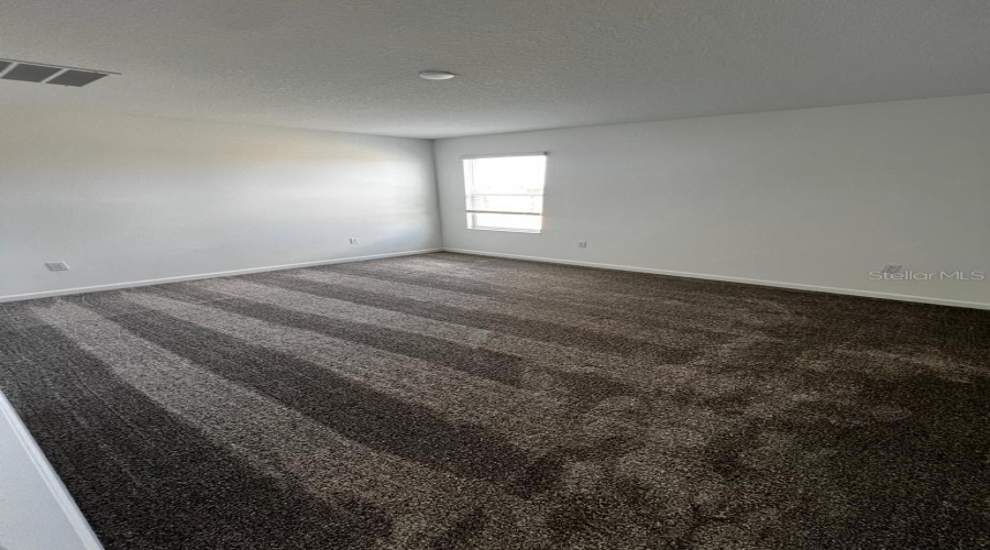 DAVENPORT, Florida 33837, 4 Bedrooms Bedrooms, ,2 BathroomsBathrooms,Residential,For Sale,AQUA,0,MFRO6429595