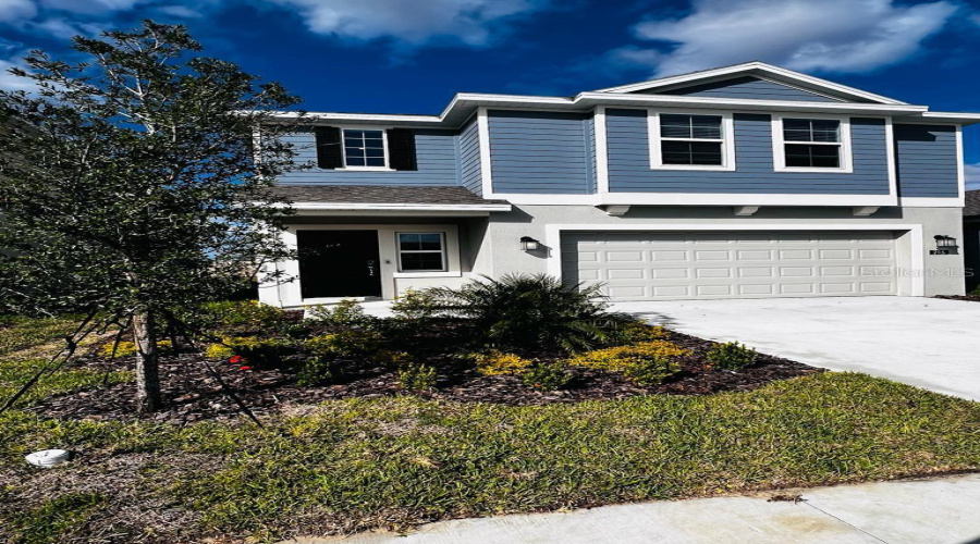 DAVENPORT, Florida 33837, 4 Bedrooms Bedrooms, ,2 BathroomsBathrooms,Residential,For Sale,AQUA,0,MFRO6429595