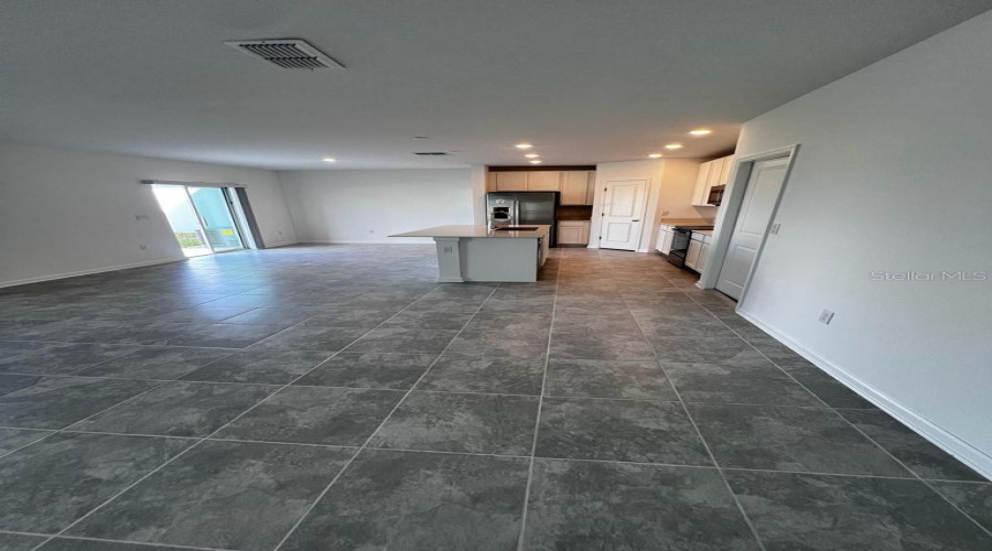 DAVENPORT, Florida 33837, 4 Bedrooms Bedrooms, ,2 BathroomsBathrooms,Residential,For Sale,AQUA,0,MFRO6429595
