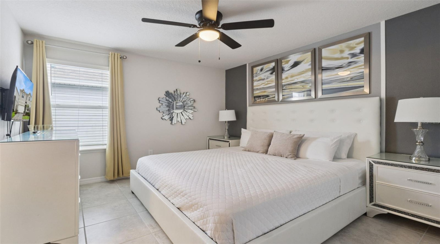 DAVENPORT, Florida 33897, 10 Bedrooms Bedrooms, ,8 BathroomsBathrooms,Residential,For Sale,LILY,0,MFRS5155149
