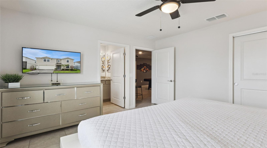 DAVENPORT, Florida 33897, 10 Bedrooms Bedrooms, ,8 BathroomsBathrooms,Residential,For Sale,LILY,0,MFRS5155149