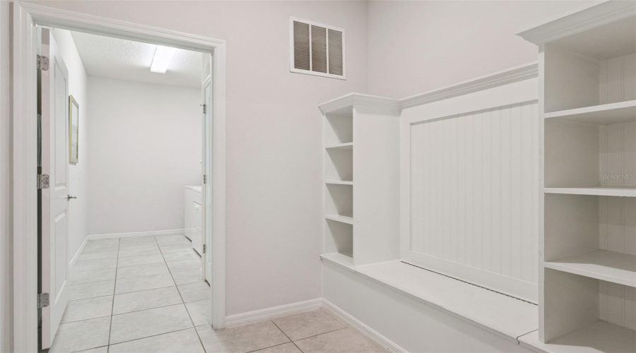 DAVENPORT, Florida 33897, 10 Bedrooms Bedrooms, ,8 BathroomsBathrooms,Residential,For Sale,LILY,0,MFRS5155149