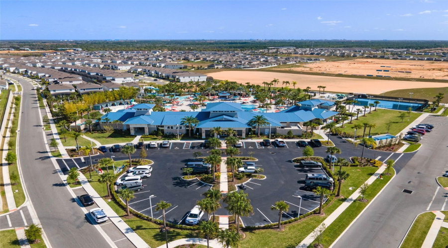 DAVENPORT, Florida 33897, 10 Bedrooms Bedrooms, ,8 BathroomsBathrooms,Residential,For Sale,LILY,0,MFRS5155149
