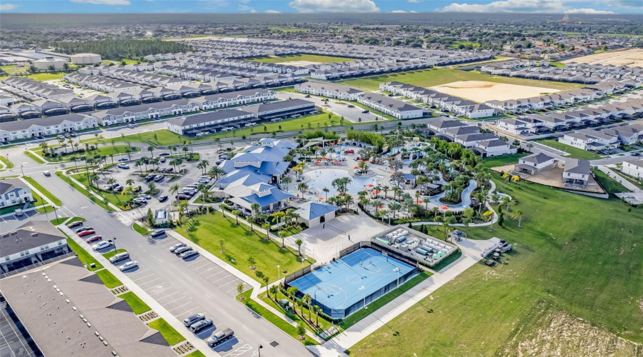 DAVENPORT, Florida 33897, 10 Bedrooms Bedrooms, ,8 BathroomsBathrooms,Residential,For Sale,LILY,0,MFRS5155149