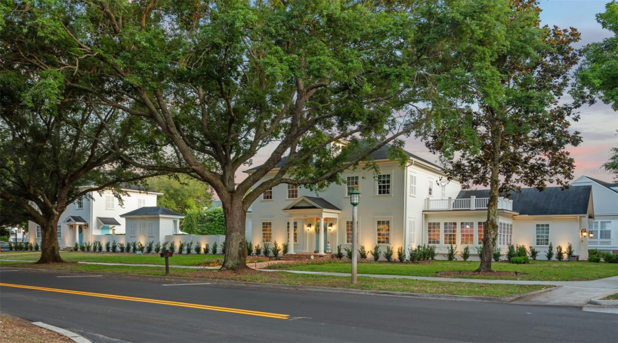 CELEBRATION, Florida 34747, 4 Bedrooms Bedrooms, ,3 BathroomsBathrooms,Residential,For Sale,GOLFPARK,0,MFRS5155178
