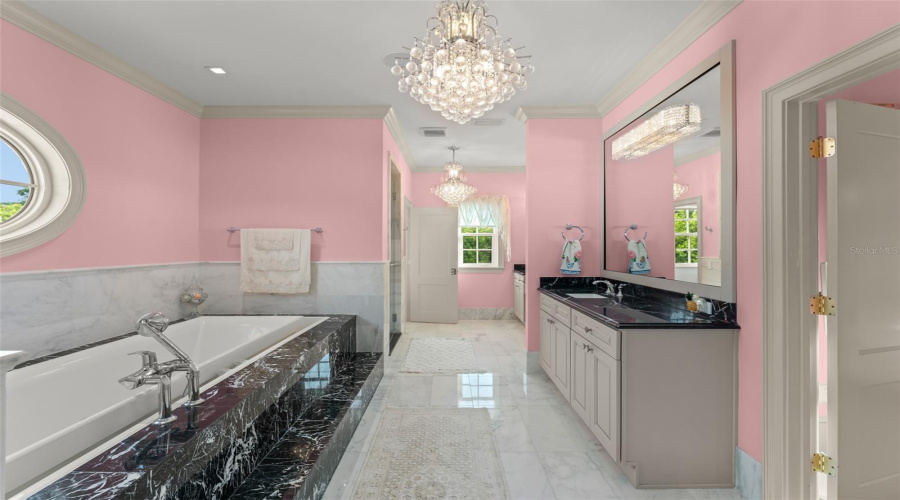Primary Suite Bath