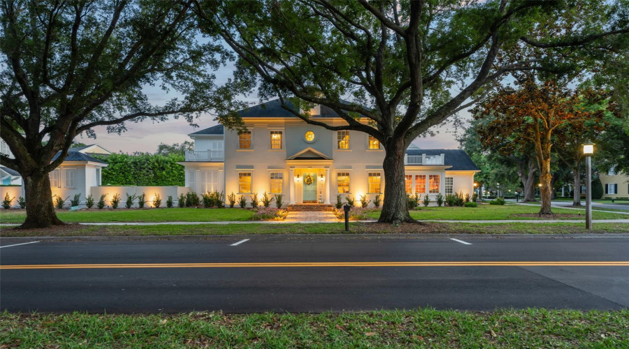 CELEBRATION, Florida 34747, 4 Bedrooms Bedrooms, ,3 BathroomsBathrooms,Residential,For Sale,GOLFPARK,0,MFRS5155178