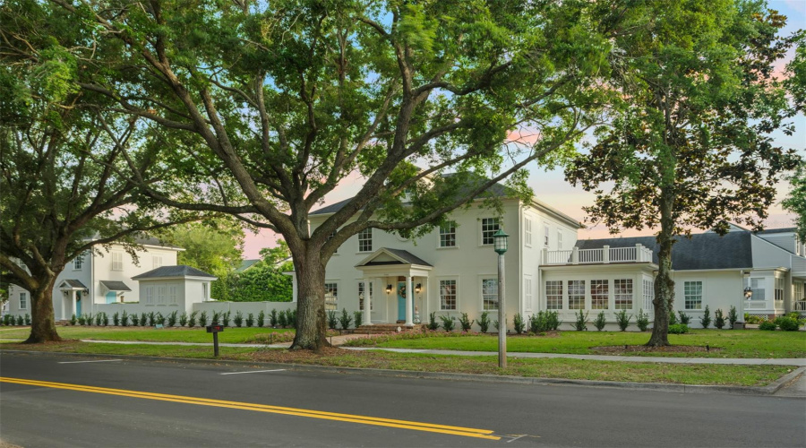 CELEBRATION, Florida 34747, 4 Bedrooms Bedrooms, ,3 BathroomsBathrooms,Residential,For Sale,GOLFPARK,0,MFRS5155178