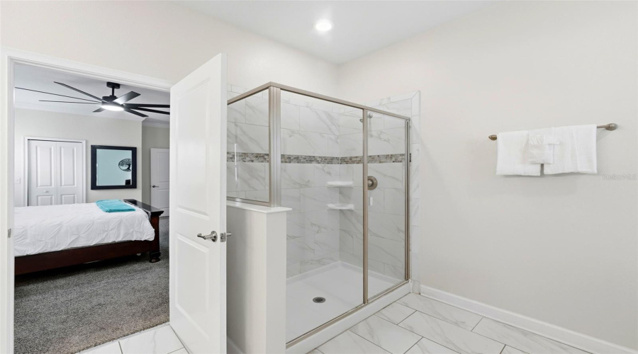 DAVENPORT, Florida 33896, 8 Bedrooms Bedrooms, ,5 BathroomsBathrooms,Residential,For Sale,HAZARD,0,MFRO6431510