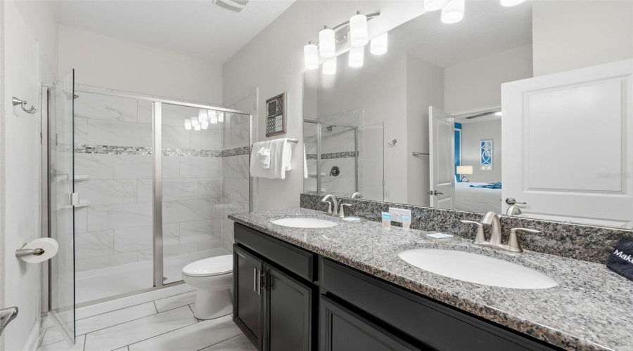 DAVENPORT, Florida 33896, 8 Bedrooms Bedrooms, ,5 BathroomsBathrooms,Residential,For Sale,HAZARD,0,MFRO6431510