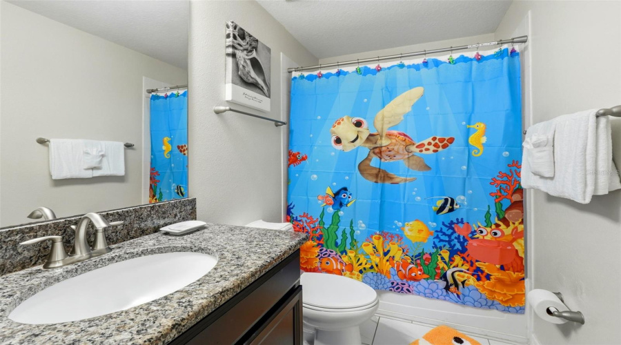 DAVENPORT, Florida 33896, 8 Bedrooms Bedrooms, ,5 BathroomsBathrooms,Residential,For Sale,HAZARD,0,MFRO6431510