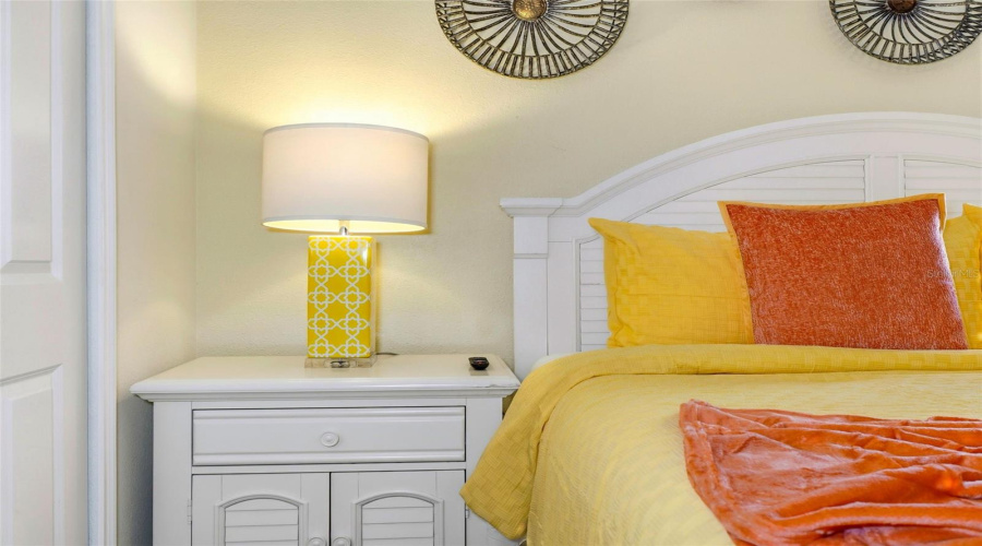 DAVENPORT, Florida 33896, 8 Bedrooms Bedrooms, ,5 BathroomsBathrooms,Residential,For Sale,HAZARD,0,MFRO6431510