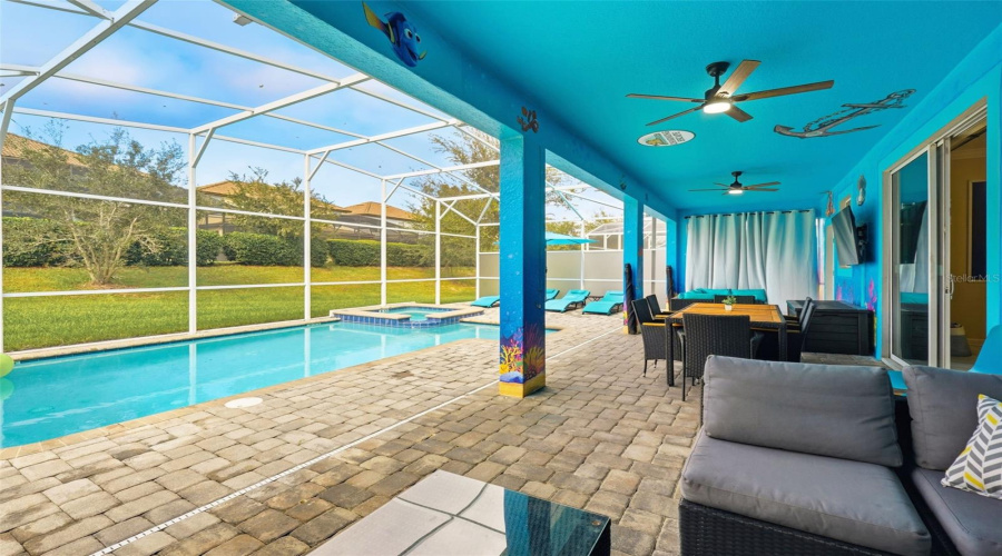 DAVENPORT, Florida 33896, 8 Bedrooms Bedrooms, ,5 BathroomsBathrooms,Residential,For Sale,HAZARD,0,MFRO6431510