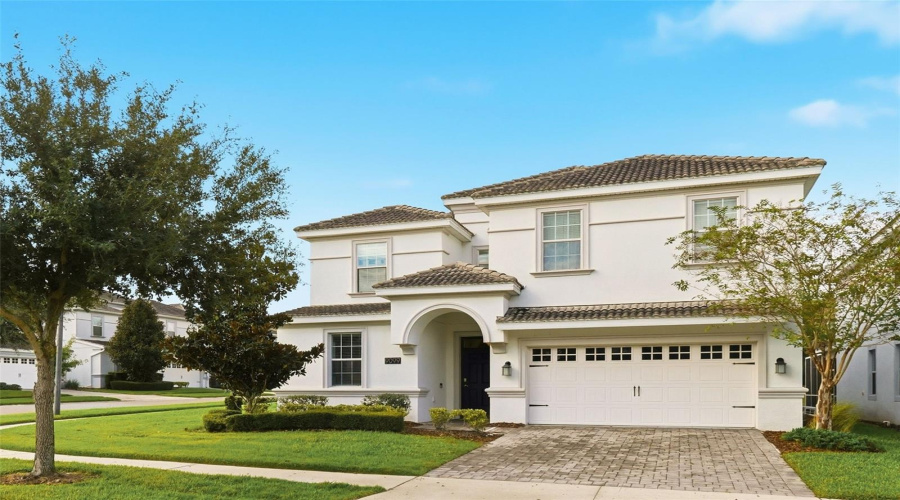 DAVENPORT, Florida 33896, 8 Bedrooms Bedrooms, ,5 BathroomsBathrooms,Residential,For Sale,HAZARD,0,MFRO6431510