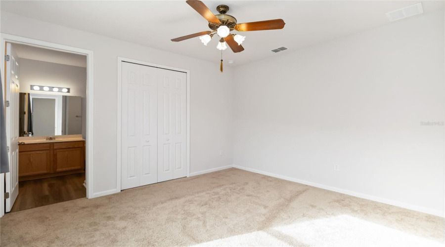DAVENPORT, Florida 33837, 5 Bedrooms Bedrooms, ,3 BathroomsBathrooms,Residential,For Sale,MAGNOLIA,0,MFRS5155207