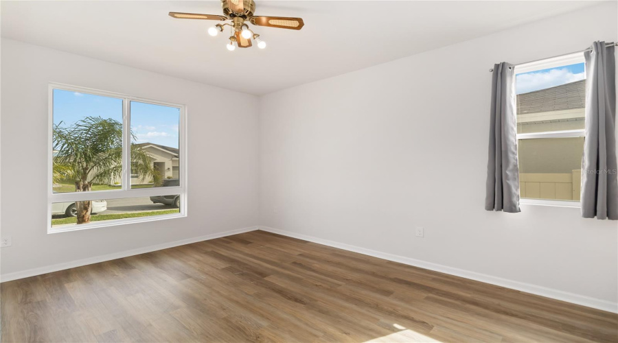 DAVENPORT, Florida 33837, 5 Bedrooms Bedrooms, ,3 BathroomsBathrooms,Residential,For Sale,MAGNOLIA,0,MFRS5155207