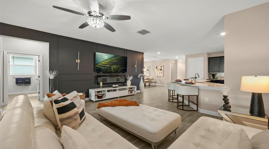 DAVENPORT, Florida 33837, 4 Bedrooms Bedrooms, ,3 BathroomsBathrooms,Residential,For Sale,CAMDEN PARK,0,MFRS5155123