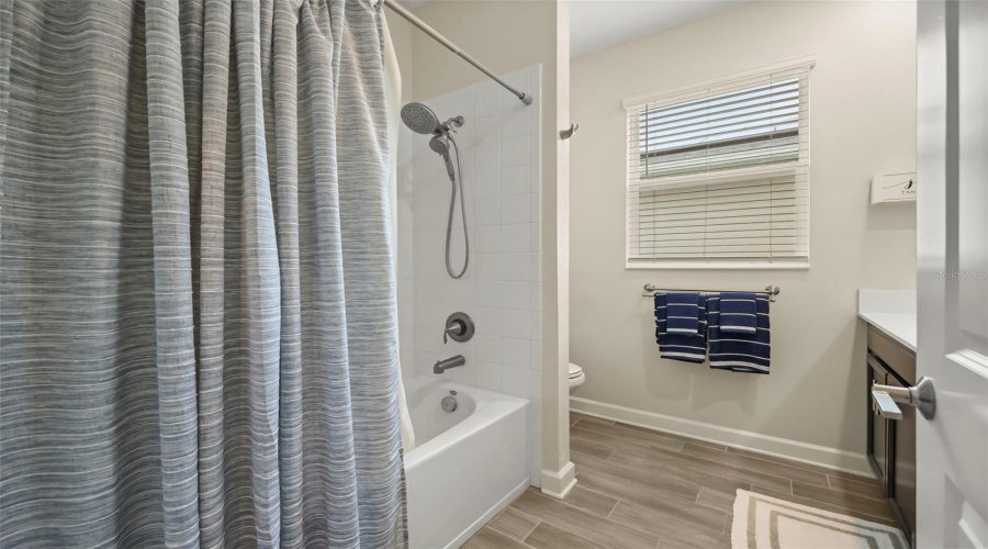 DAVENPORT, Florida 33837, 4 Bedrooms Bedrooms, ,3 BathroomsBathrooms,Residential,For Sale,CAMDEN PARK,0,MFRS5155123