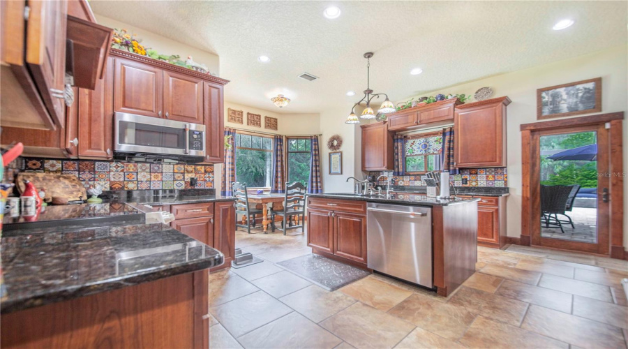 Davenport, Florida 33837, 4 Bedrooms Bedrooms, ,3 Bathroomsbathrooms,Residential,For Sale,Horseshoe Creek,0,Mfrp4939507