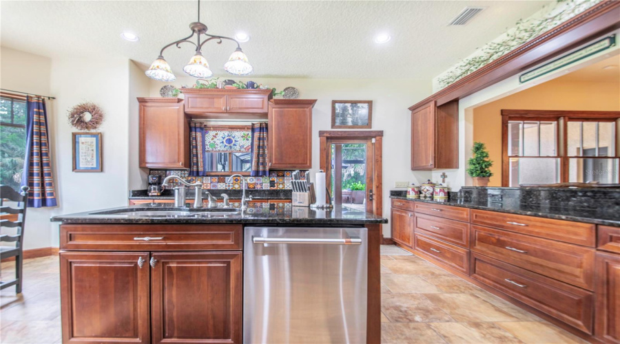 Davenport, Florida 33837, 4 Bedrooms Bedrooms, ,3 Bathroomsbathrooms,Residential,For Sale,Horseshoe Creek,0,Mfrp4939507