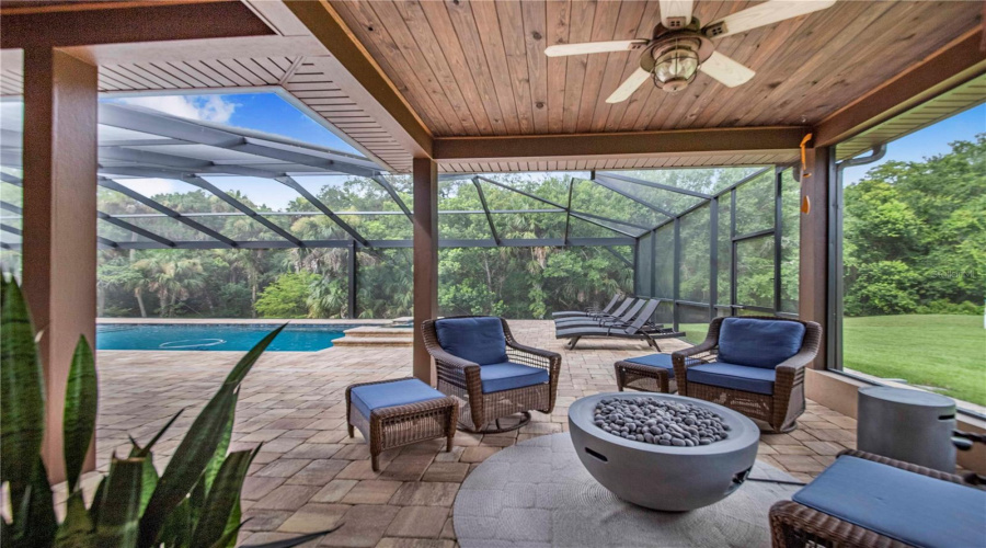 Davenport, Florida 33837, 4 Bedrooms Bedrooms, ,3 Bathroomsbathrooms,Residential,For Sale,Horseshoe Creek,0,Mfrp4939507