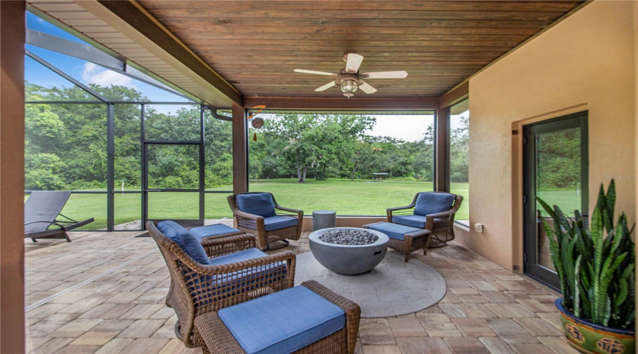 Davenport, Florida 33837, 4 Bedrooms Bedrooms, ,3 Bathroomsbathrooms,Residential,For Sale,Horseshoe Creek,0,Mfrp4939507