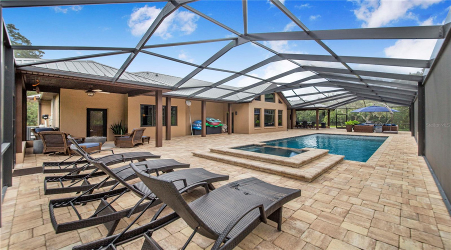 Davenport, Florida 33837, 4 Bedrooms Bedrooms, ,3 Bathroomsbathrooms,Residential,For Sale,Horseshoe Creek,0,Mfrp4939507
