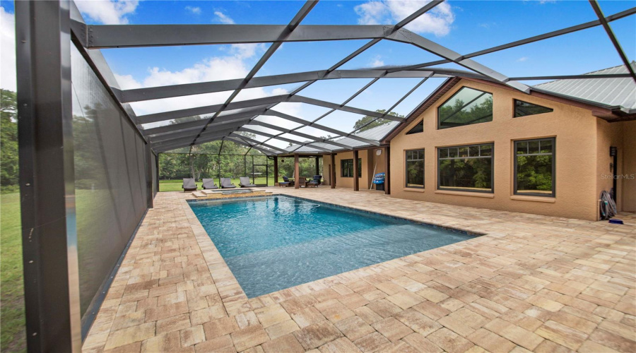 Davenport, Florida 33837, 4 Bedrooms Bedrooms, ,3 Bathroomsbathrooms,Residential,For Sale,Horseshoe Creek,0,Mfrp4939507