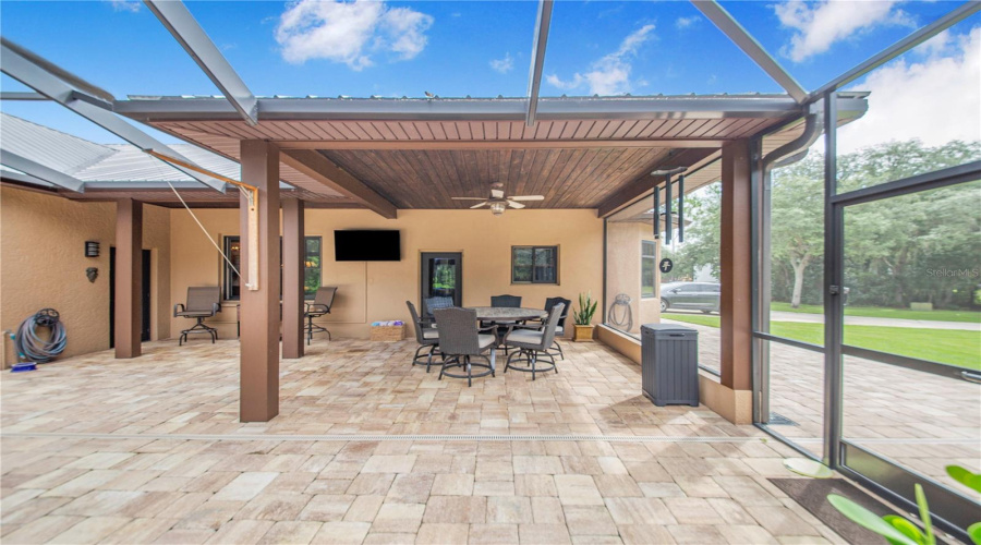 Davenport, Florida 33837, 4 Bedrooms Bedrooms, ,3 Bathroomsbathrooms,Residential,For Sale,Horseshoe Creek,0,Mfrp4939507