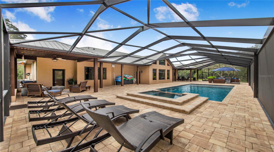 Davenport, Florida 33837, 4 Bedrooms Bedrooms, ,3 Bathroomsbathrooms,Residential,For Sale,Horseshoe Creek,0,Mfrp4939507