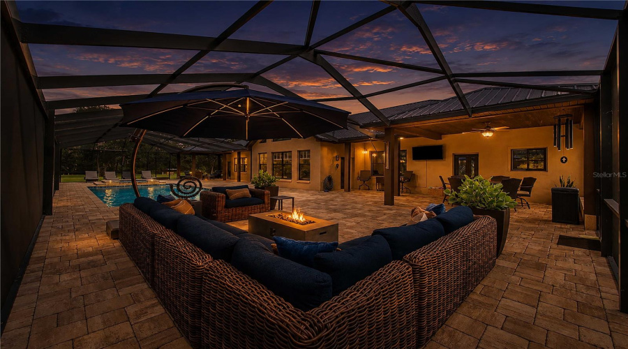 Davenport, Florida 33837, 4 Bedrooms Bedrooms, ,3 Bathroomsbathrooms,Residential,For Sale,Horseshoe Creek,0,Mfrp4939507