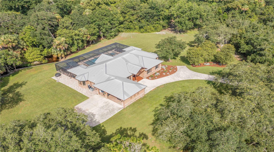 Davenport, Florida 33837, 4 Bedrooms Bedrooms, ,3 Bathroomsbathrooms,Residential,For Sale,Horseshoe Creek,0,Mfrp4939507