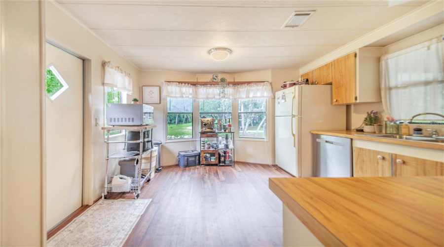Davenport, Florida 33837, 4 Bedrooms Bedrooms, ,3 Bathroomsbathrooms,Residential,For Sale,Horseshoe Creek,0,Mfrp4939507