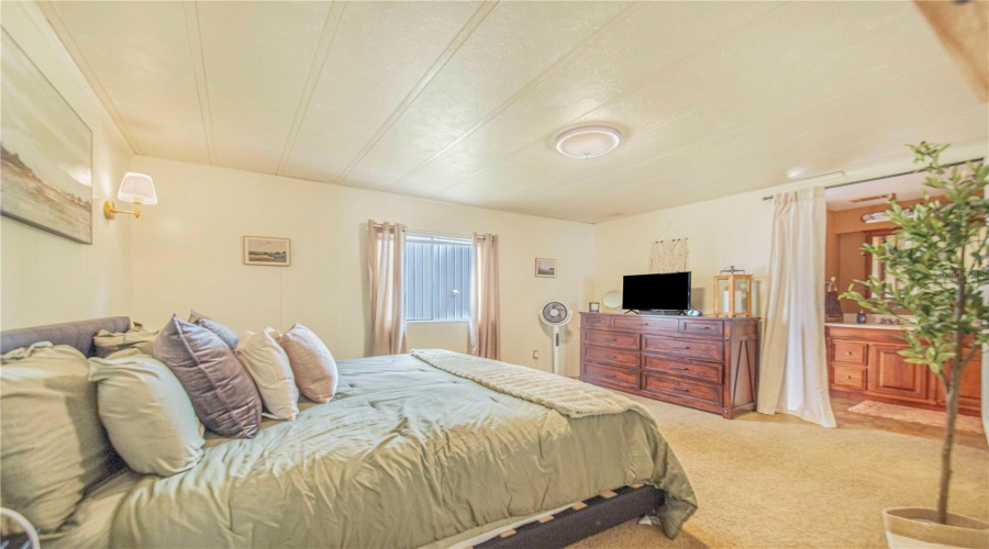 Davenport, Florida 33837, 4 Bedrooms Bedrooms, ,3 Bathroomsbathrooms,Residential,For Sale,Horseshoe Creek,0,Mfrp4939507